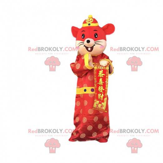 Rød og gul musemaskot i asiatisk antrekk - Redbrokoly.com