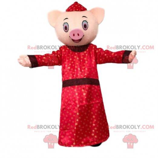 Schweinemaskottchen in einem traditionellen asiatischen Outfit