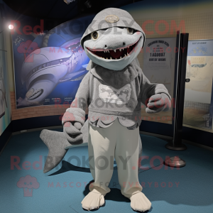 Gray Shark maskot...