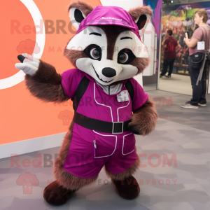 Magenta wasbeer mascotte...