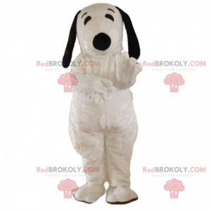 Snoopy mascot, the famous cartoon dog - Redbrokoly.com