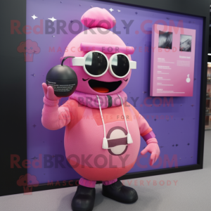 Pink Grenade mascotte...