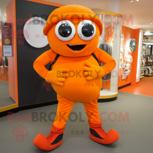 Orange Cyclops maskot...