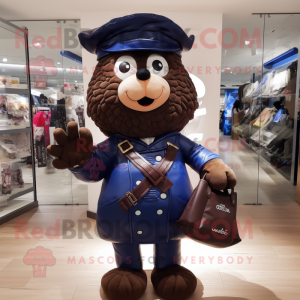 Personaje de traje de...