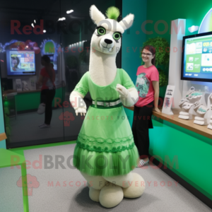 Groene lama mascotte...