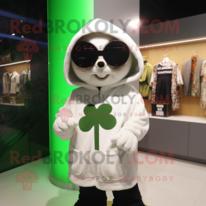 Wit klavertje vier mascotte...