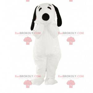 Snoopy mascot, the famous cartoon dog - Redbrokoly.com