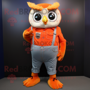 Orange Owl maskot...