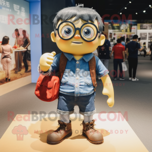 personaje de disfraz de...