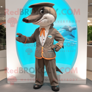 Brown Dolphin mascotte...