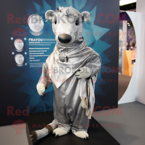 Silver Tapir mascotte...