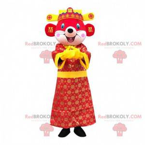 Rød mus maskot kledd i fargerikt asiatisk antrekk -
