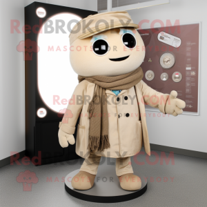 Beige hängsmycke maskot...