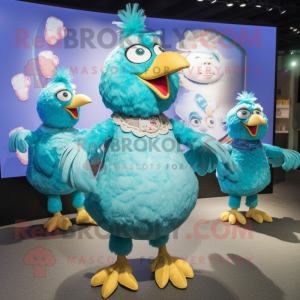 Turquoise Chicken mascotte...