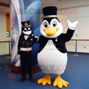 Navy Momentum maskot...