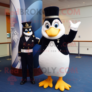 Personaje de traje de mascota Navy Momentum vestido con un esmoquin y fajines