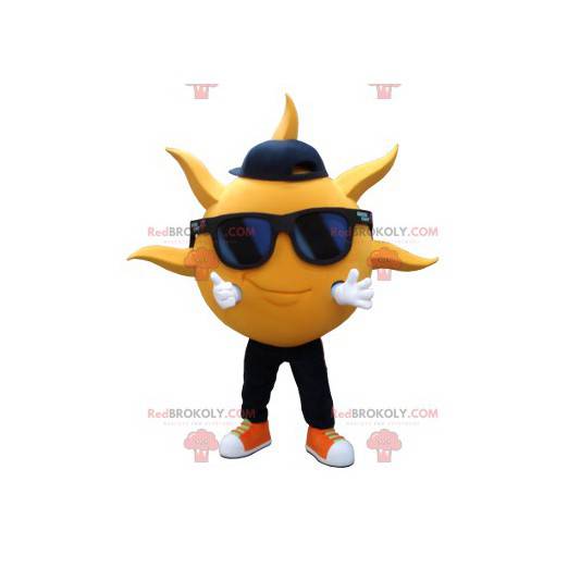 Mascote em forma de sol amarelo com óculos de sol -