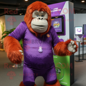 Personaje de traje de mascota de orangután morado vestido con un protector de erupción y cintas para la cabeza