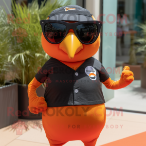 Orange Blackbird maskot...