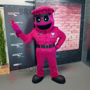 Magenta Commando mascotte...