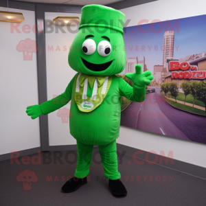 Personagem de mascote verde...