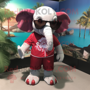 Maroon Elephant mascotte...