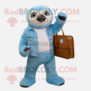 Sky Blue Sloth mascotte...