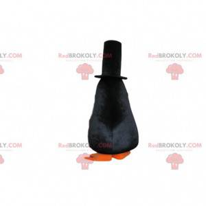 Mascote pinguim preto e branco com um grande chapéu preto -