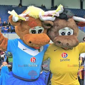 2 brown cow mascots - Couple mascot - Redbrokoly.com