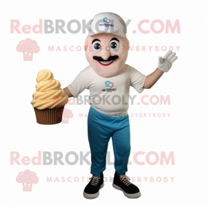 Cream Cupcake maskot...