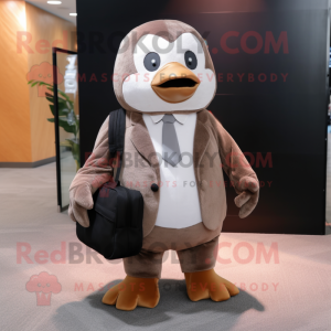 Brown Penguin mascotte...