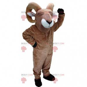 Mascota de cabra, carnero marrón con cuernos grandes -