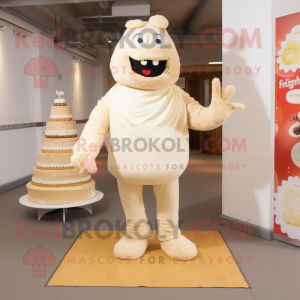 Beżowy tort weselny w...