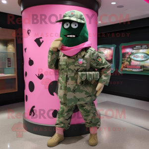 Pink Green Beret maskot...