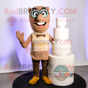 Tan Wedding Cake maskot...