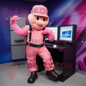 Pink Computer maskot...