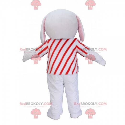 Mascote cachorrinho cinza e branco com uma roupa vermelha e