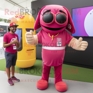 Magenta Hot Dog maskot...