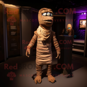 Brown Mummy mascotte...