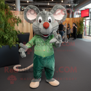 Forest Green Rat maskot...