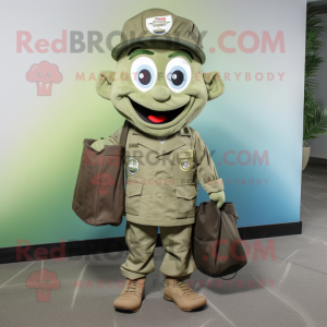 Cream Green Beret maskot...