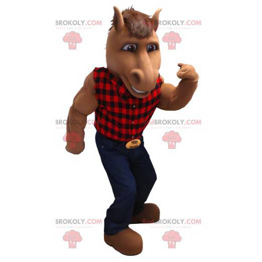 Bruin paard mascotte met een geruite overhemd en spijkerbroek -