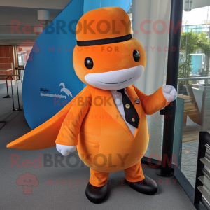 Oranje narwal mascotte...