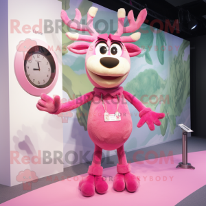 Pink Reindeer mascotte...