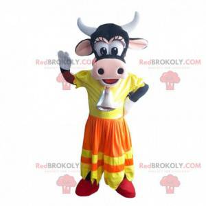 Mascot Clarabelle, the famous cow from Disney - Redbrokoly.com