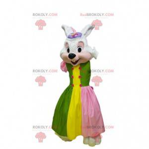 Maskot bílého králíka ve formálních šatech s barevným kloboukem