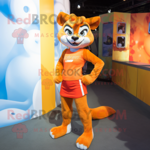 Orange Marten maskot...