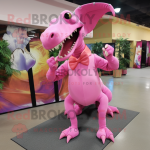 Pink Parasaurolophus maskot...