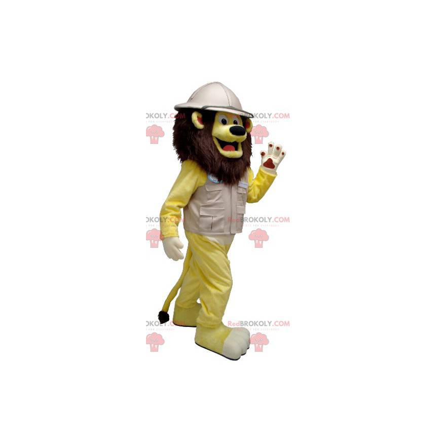Mascota del león amarillo en traje de explorador -