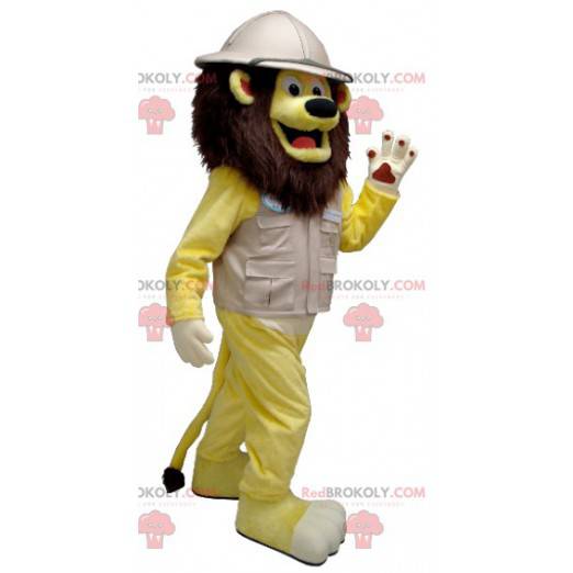 Mascota del león amarillo en traje de explorador -